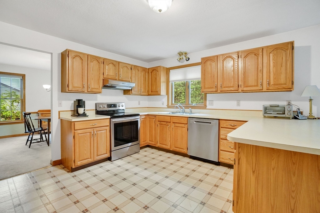 16 Old Farm Road Palmer, MA 01069 - Photo 15 of 35 Gallery Image 15