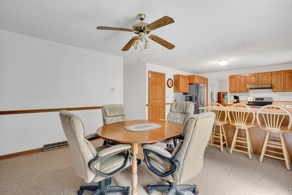 16 Old Farm Road Palmer, MA 01069 - Photo 18 of 35 Gallery Image 18