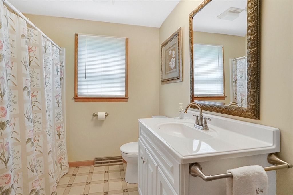 16 Old Farm Road Palmer, MA 01069 - Photo 21 of 35 Gallery Image 21