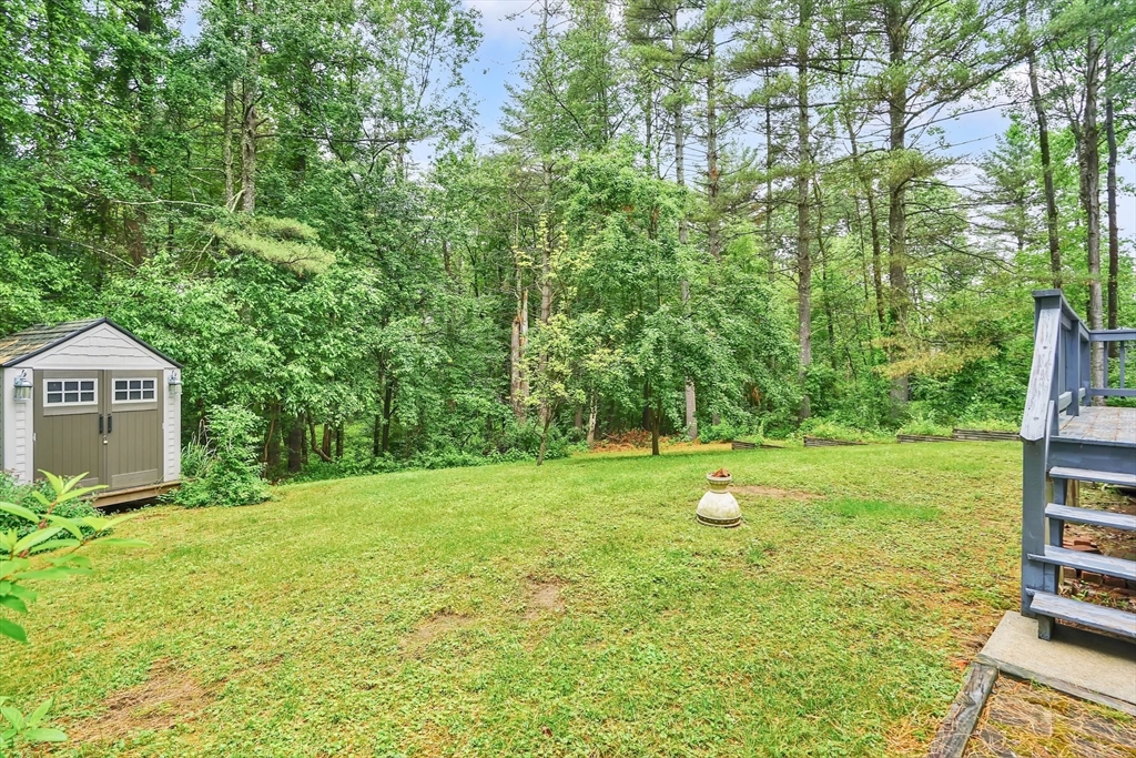 16 Old Farm Road Palmer, MA 01069 - Photo 4 of 35 Gallery Image 4