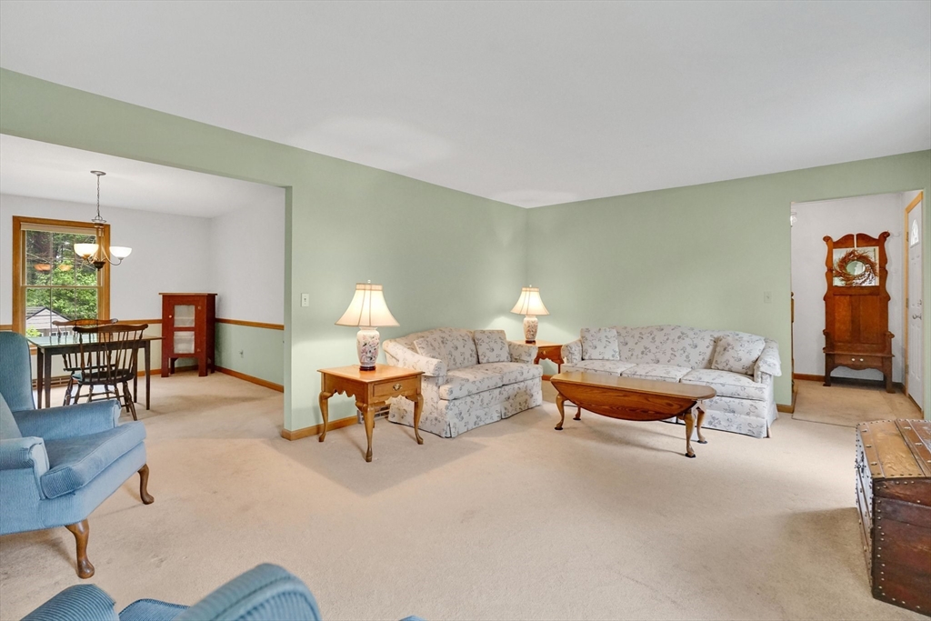 16 Old Farm Road Palmer, MA 01069 - Photo 6 of 35 Gallery Image 6