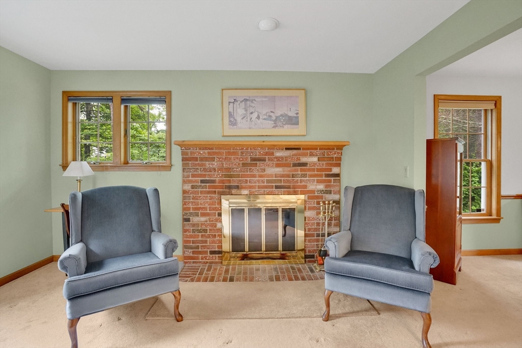 16 Old Farm Road Palmer, MA 01069 - Photo 9 of 35 Gallery Image 9