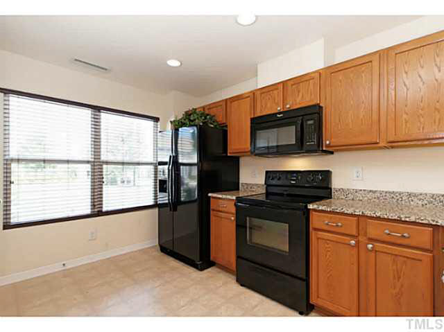 2907 Berkeley Springs Place Raleigh, NC 27616 - Photo 3 of 25 Gallery Image 3