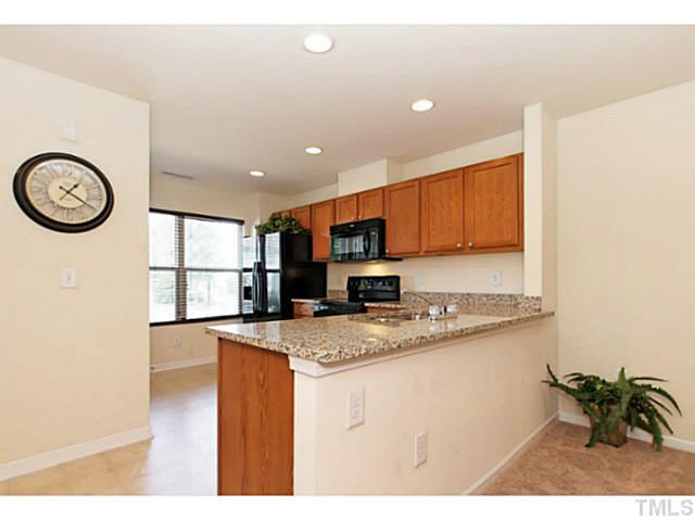 2907 Berkeley Springs Place Raleigh, NC 27616 - Photo 5 of 25 Gallery Image 5