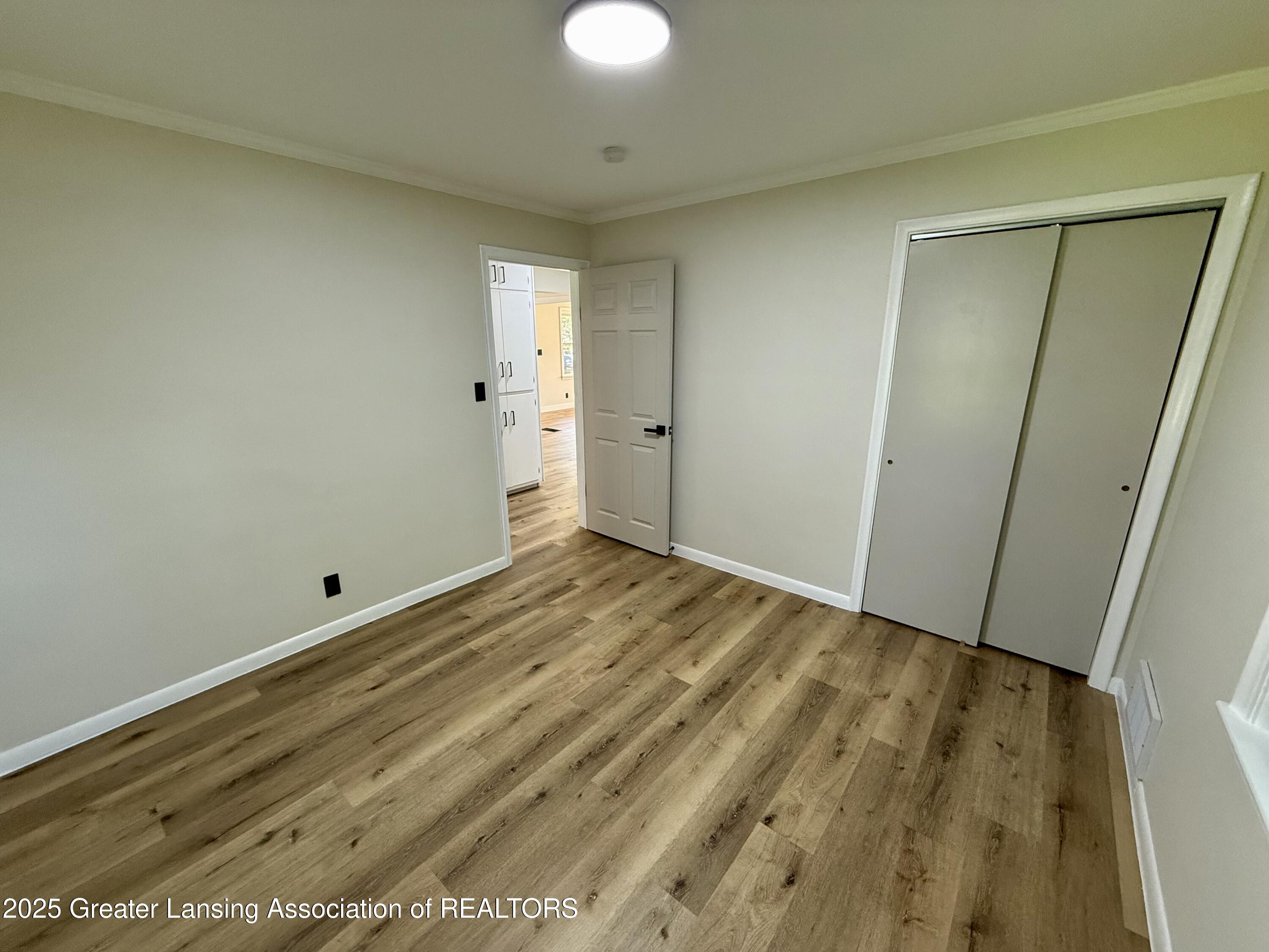 2683 Grovenburg Road Lansing, MI 48911 - Photo 26 of 50 IMG_4193