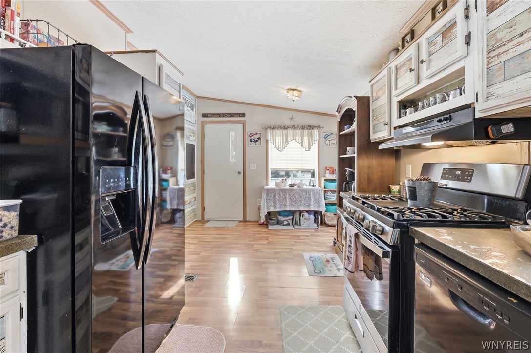 6450 Campbell Road Pike, NY 14066 - Photo 13 of 30