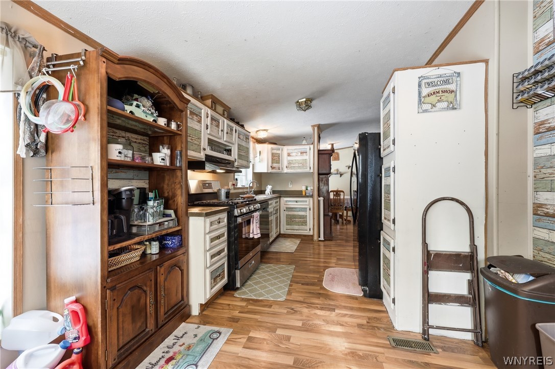 6450 Campbell Road Pike, NY 14066 - Photo 14 of 30