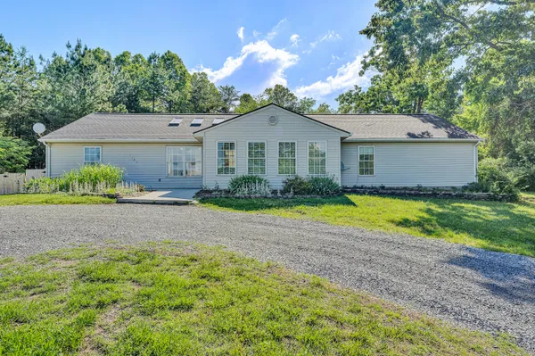$489,000 | 1145 Solanus Drive, Bedford, VA 24523