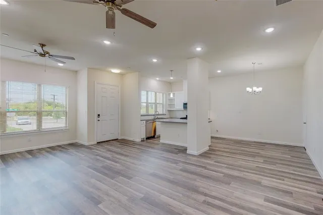 $2,495 | 16092 Doe Lk Drive, Frisco, TX 75033