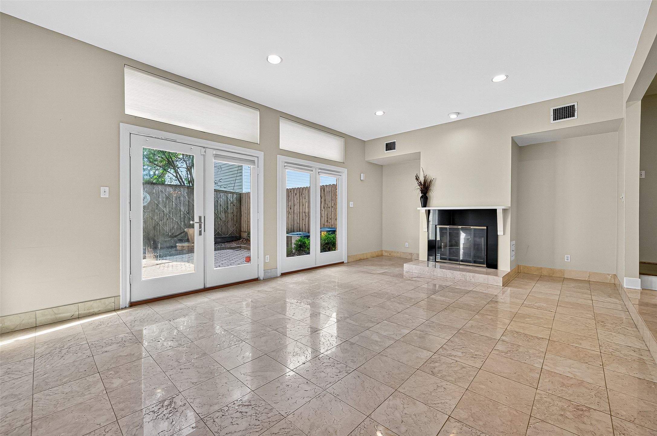 3027 Bissonnet Street Houston, TX 77005 - Photo 11 of 47 Bright and open — the main floor gives you room to breathe and space to live