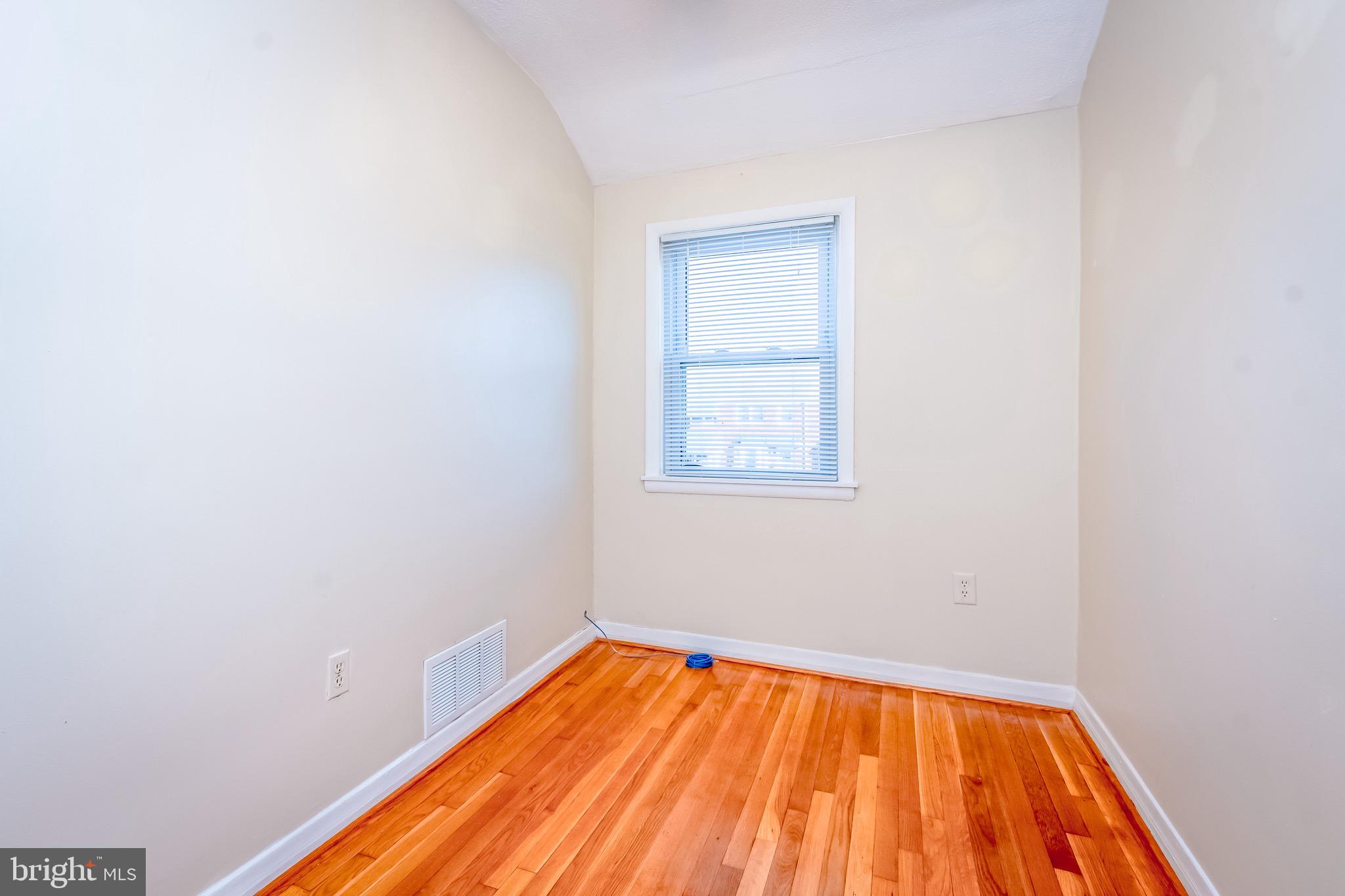 2032 Jasmine Road Dundalk, MD 21222 - Photo 32 of 44