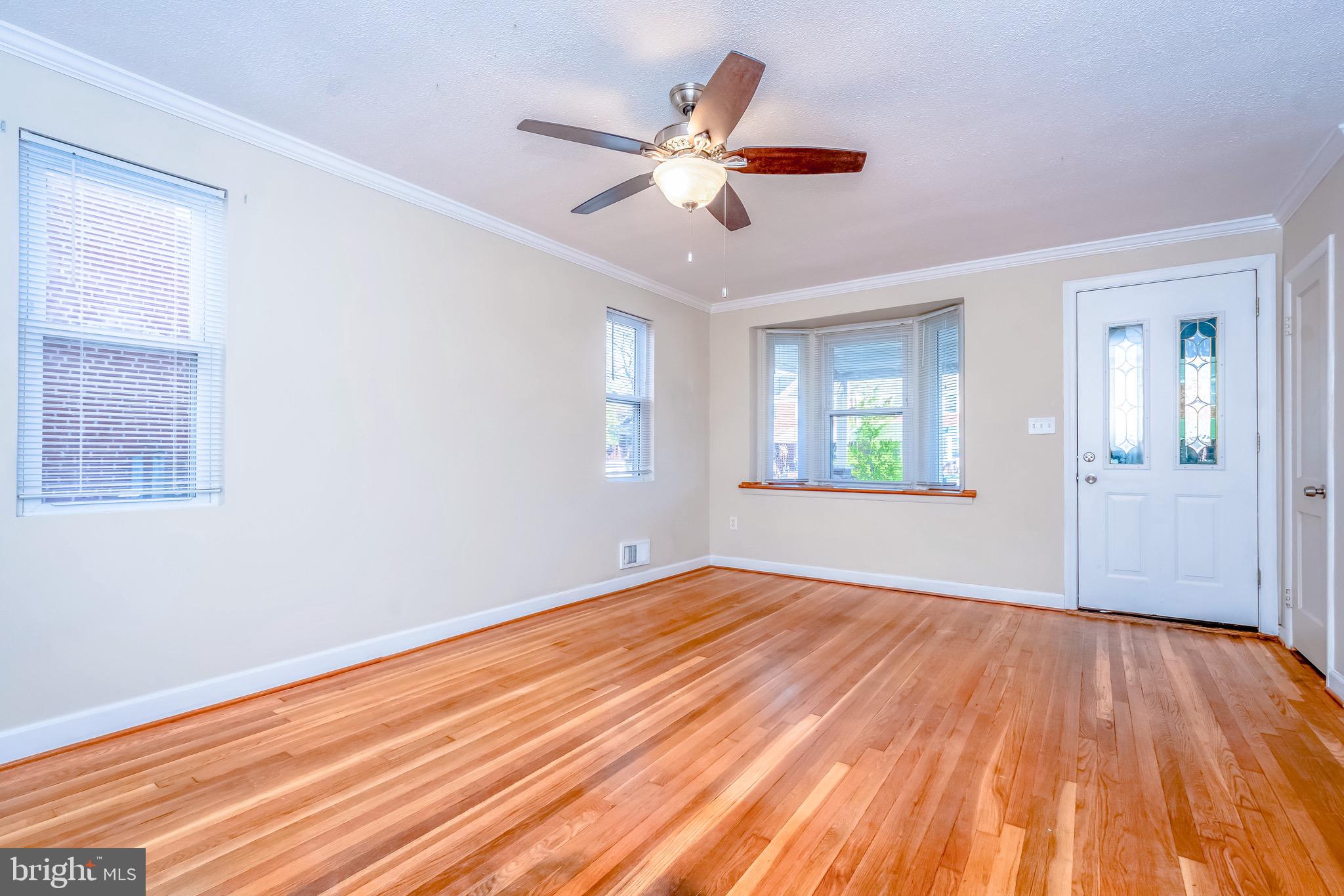 2032 Jasmine Road Dundalk, MD 21222 - Photo 7 of 44
