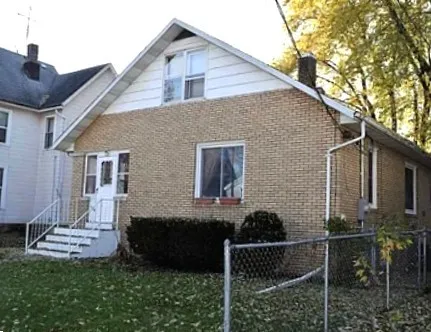 $65,000 | 744 East Brooks Street, Galesburg, IL 61401