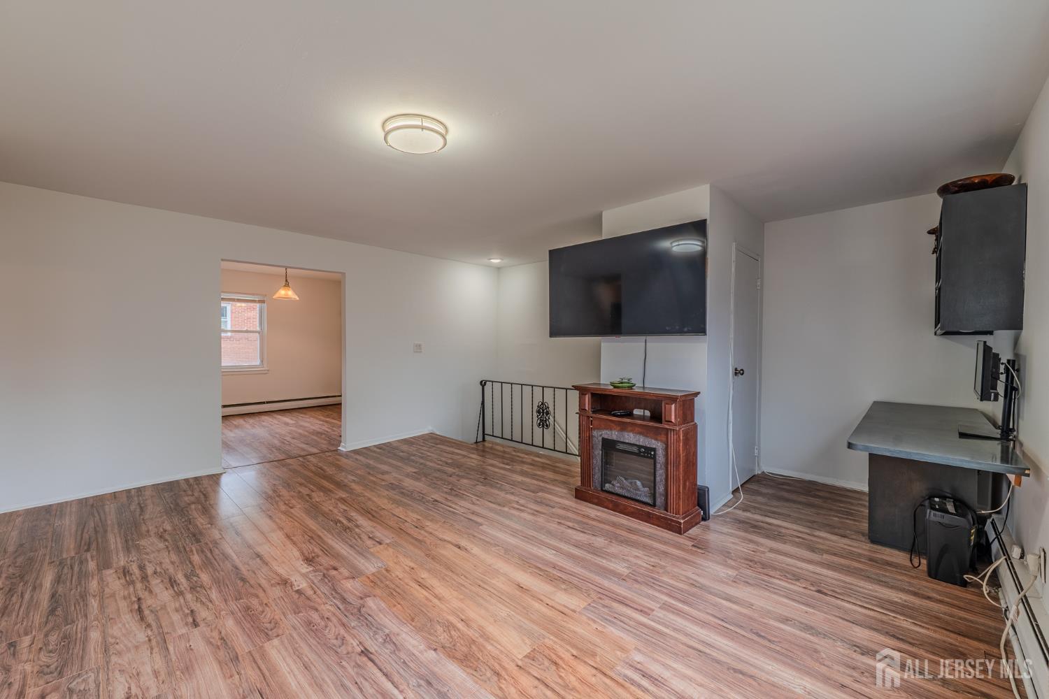 72 Fox Road, Unit 7B Edison, NJ 08817 - Photo 5 of 24