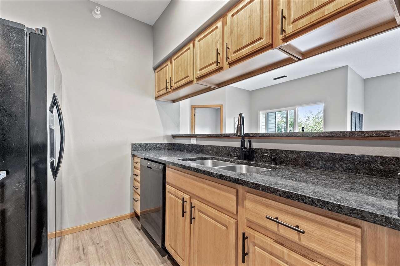 1920 Rockford Road Southwest, Unit 24 Cedar Rapids, IA 52404 - Photo 13 of 22 Gallery Image 13