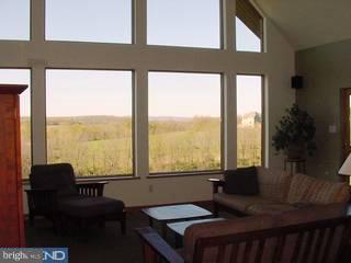 9 Ruen Road Kempton, PA 19529 - Photo 4 of 6 Gallery Image 4