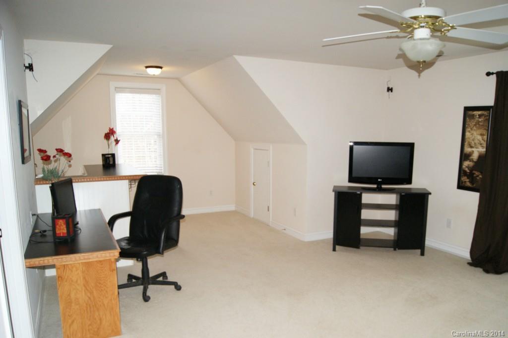 12233 Willingdon Road, Unit 40 Huntersville, NC 28078 - Photo 18 of 24 Gallery Image 18