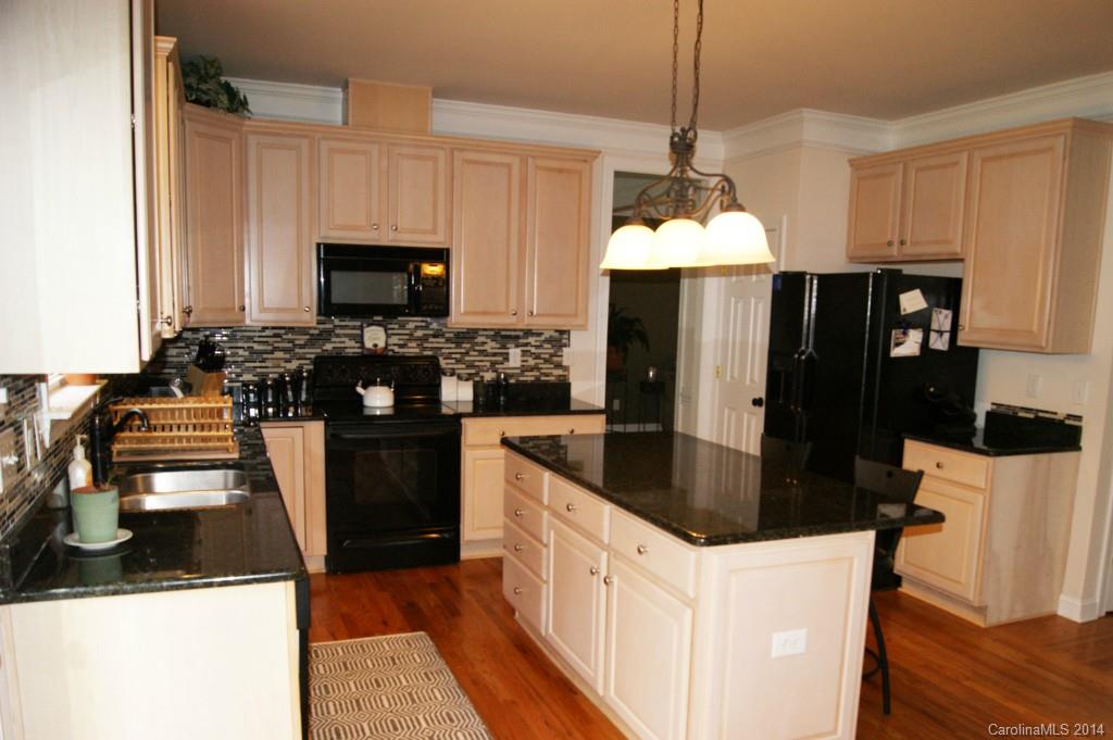 12233 Willingdon Road, Unit 40 Huntersville, NC 28078 - Photo 5 of 24 Gallery Image 5