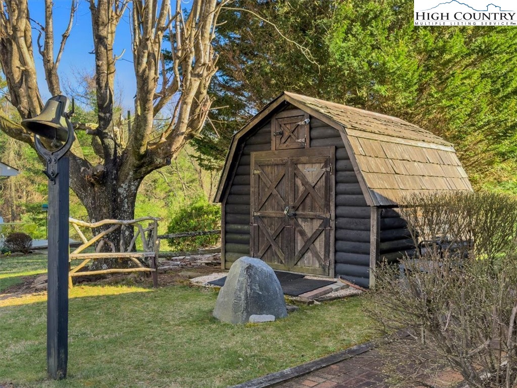 438 Glade Valley Road Glade Valley, NC 28627 - Photo 44 of 50