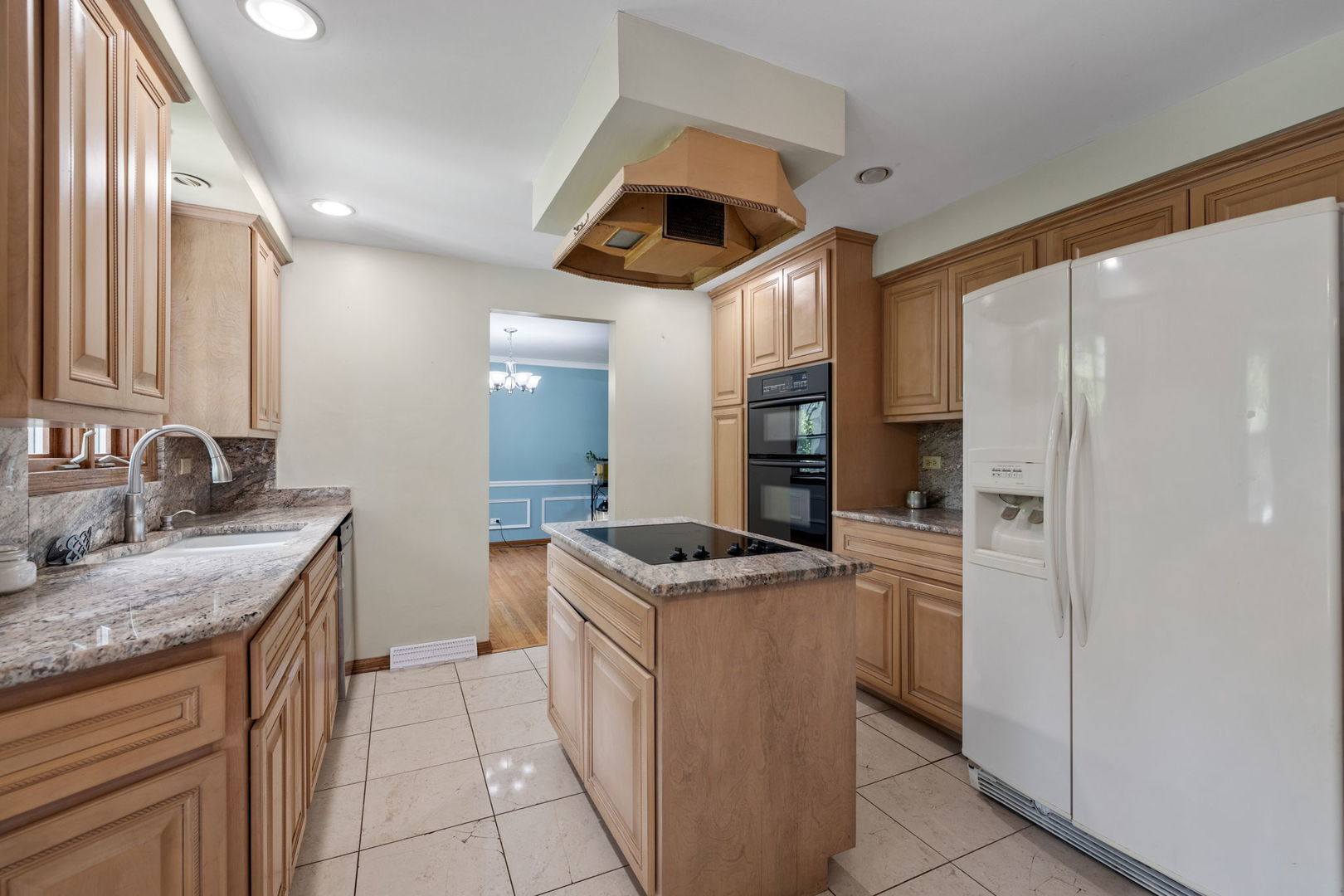 12101 South Coach Road Palos Heights, IL 60463 - Photo 6 of 26 Gallery Image 6