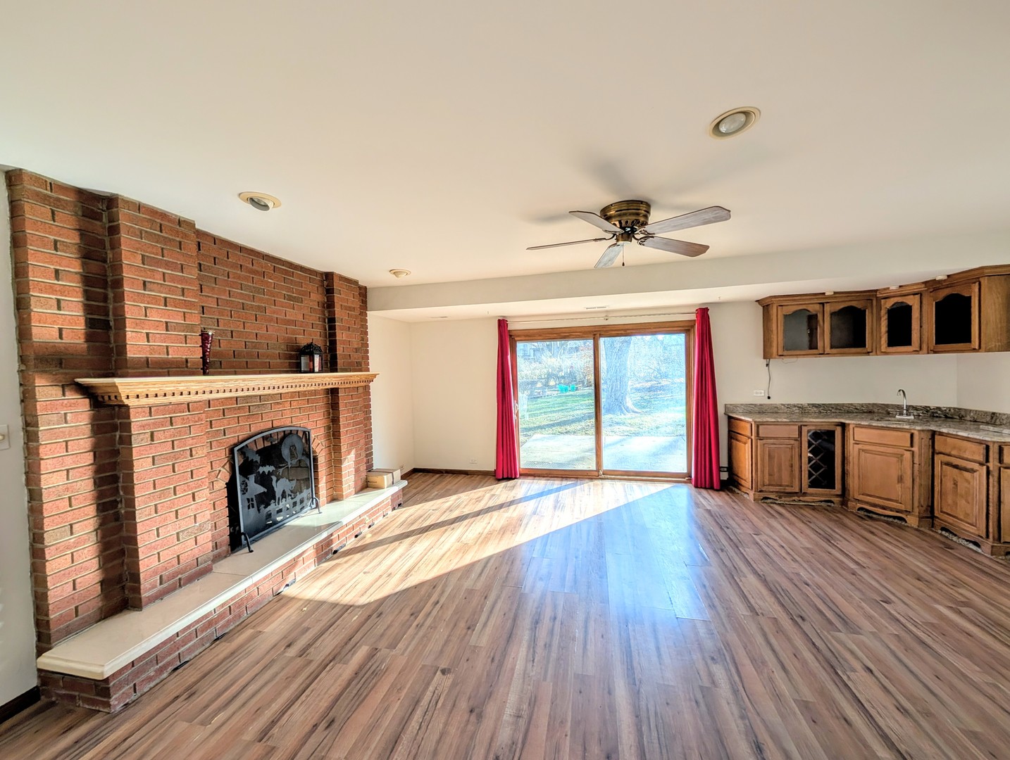 12101 South Coach Road Palos Heights, IL 60463 - Photo 7 of 26 Gallery Image 7