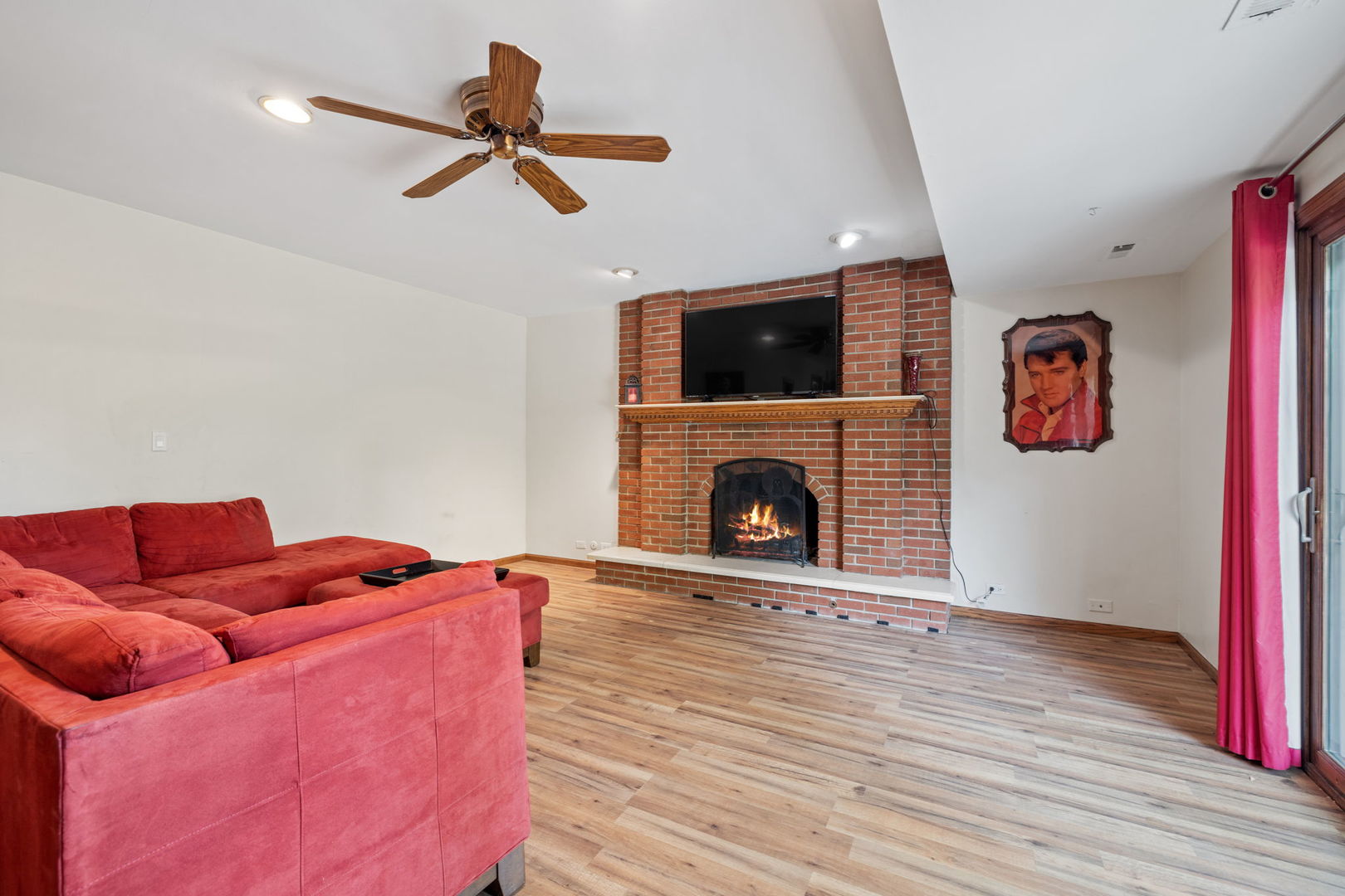 12101 South Coach Road Palos Heights, IL 60463 - Photo 8 of 26 Gallery Image 8