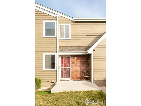 $339,000 | 7476 East Arkansas Avenue, Unit 10, Denver, CO 80231