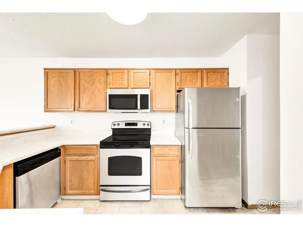 $339,000 | 7476 East Arkansas Avenue, Unit 10, Denver, CO 80231