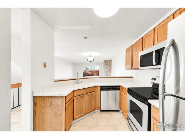 $339,000 | 7476 East Arkansas Avenue, Unit 10, Denver, CO 80231