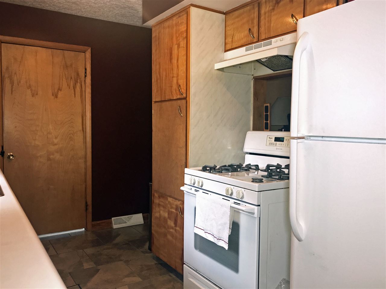 211 Spring Street Kawkawlin, MI 48631 - Photo 7 of 23