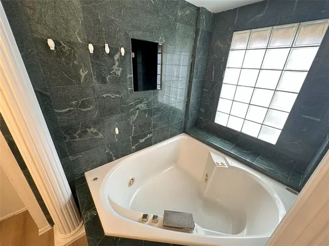 $386,000 | 1616 Urbana Circle, Plano, TX 75025