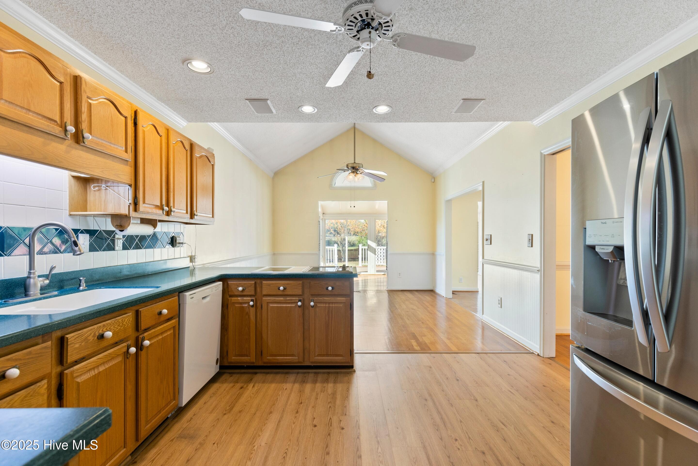 1501 Field View Road Wilmington, NC 28411 - Photo 12 of 57 Large, open kitchen with room to expand.