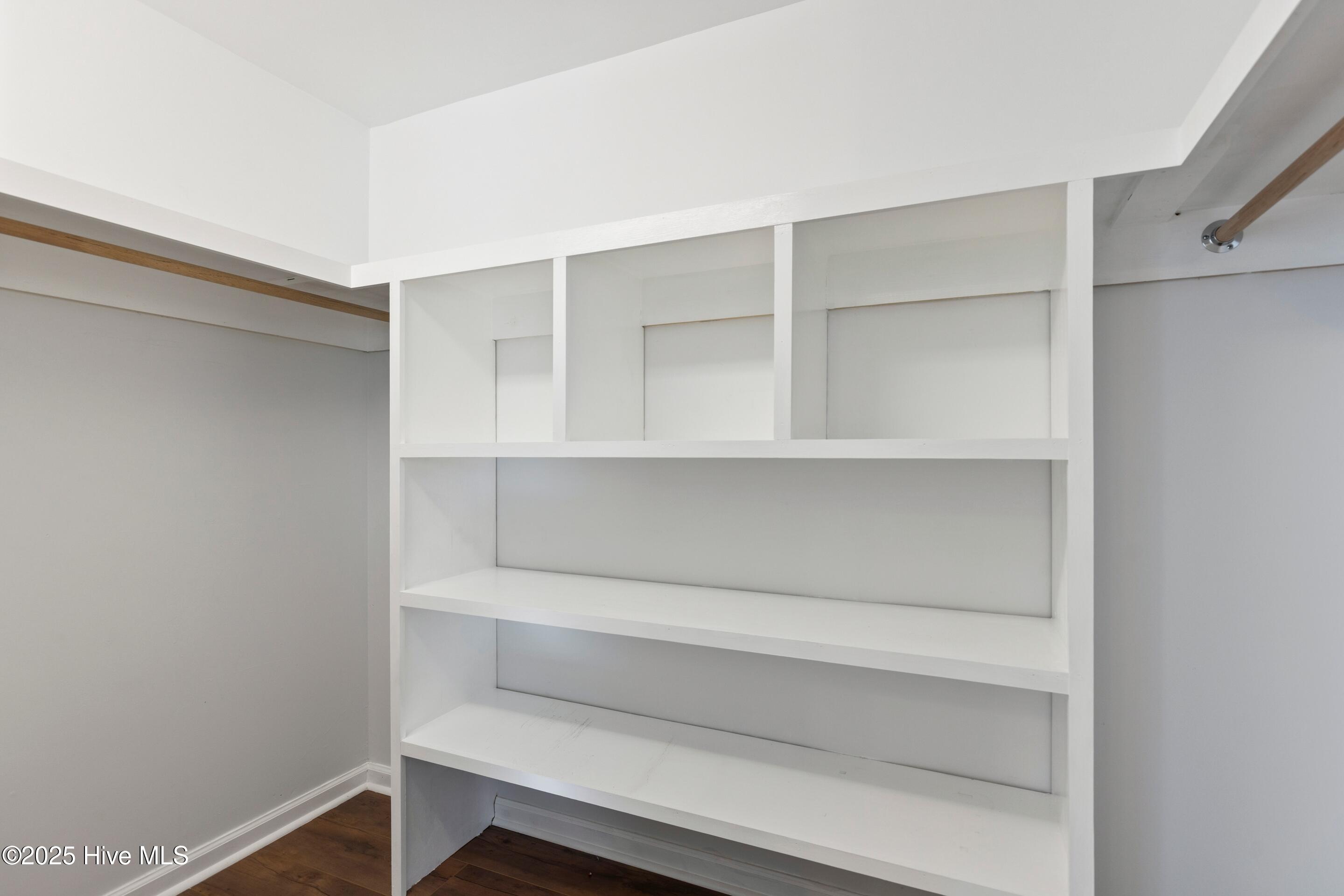 1501 Field View Road Wilmington, NC 28411 - Photo 34 of 57 Walk in master closet.