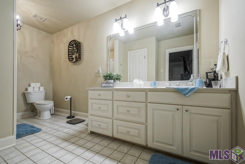 13109 Templet Road St. Amant, LA 70774 - Photo 16 of 34 Master Bath