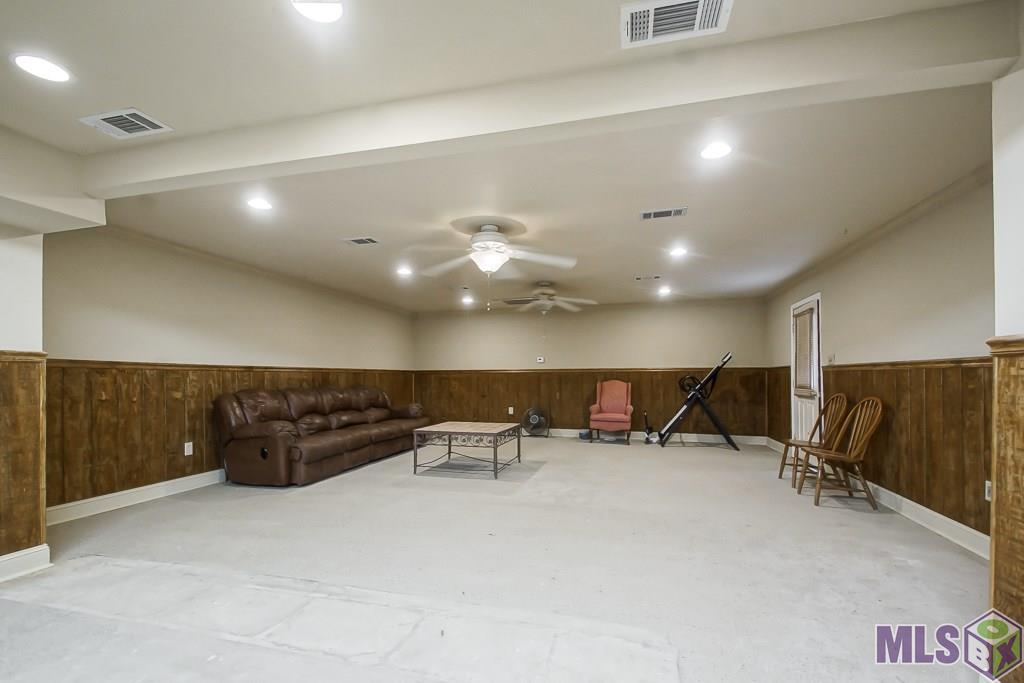 mancave