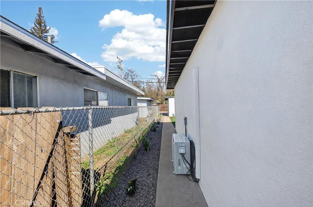 1013 West Santa Fe Avenue Merced, CA 95340 - Photo 5 of 67