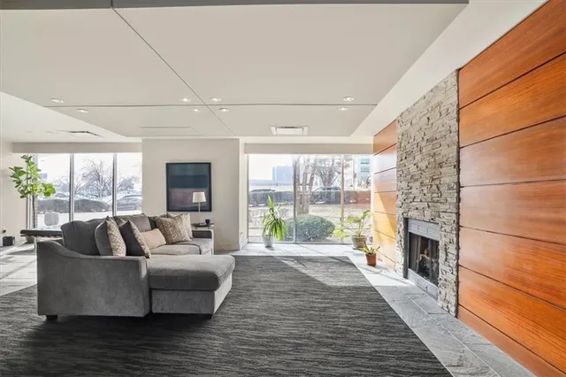 $159,950 | 600 East 8th Street, Unit 4A, Kansas City, MO 64106