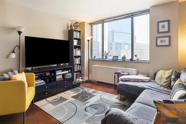 $159,950 | 600 East 8th Street, Unit 4A, Kansas City, MO 64106