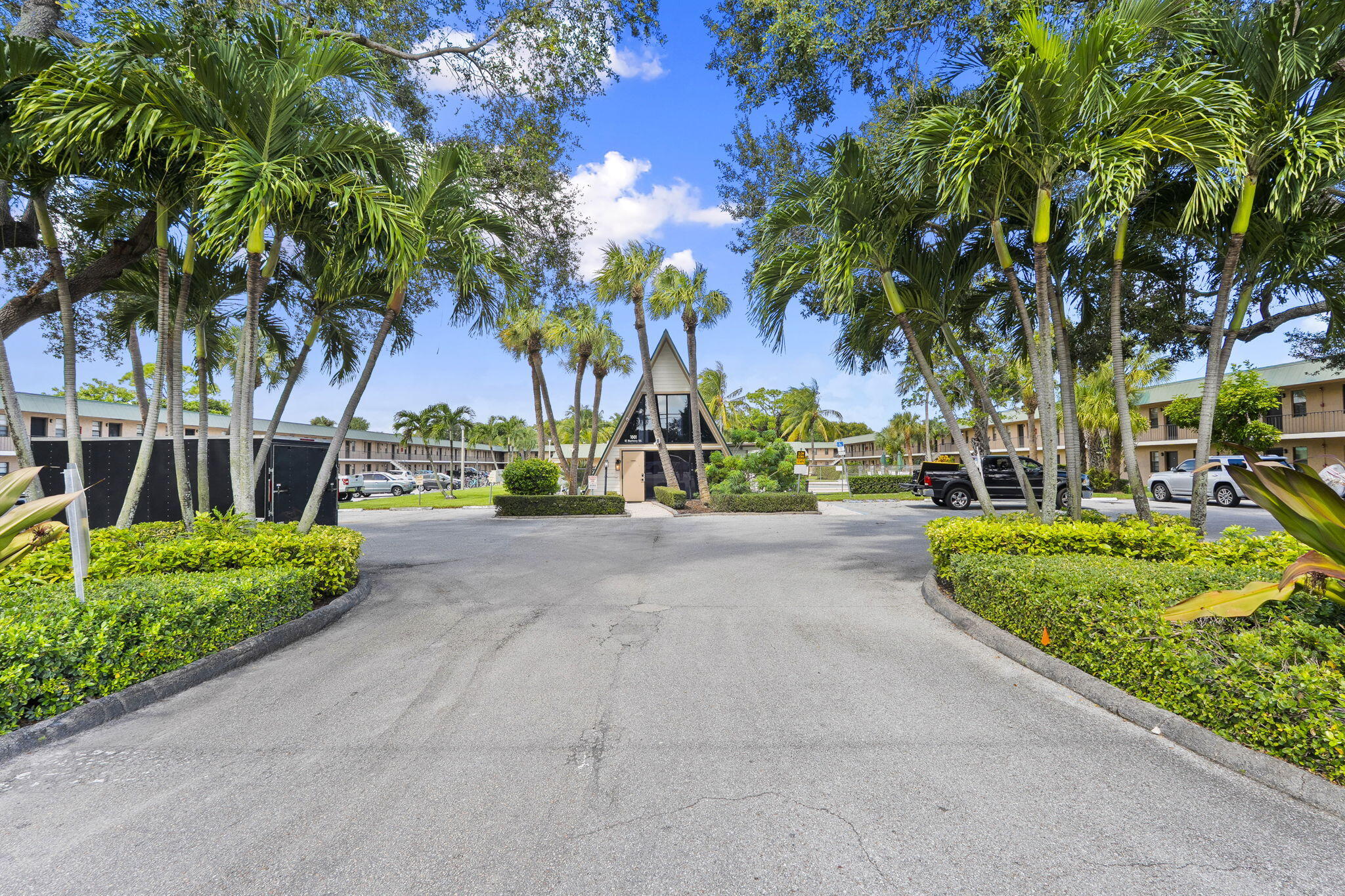 1001 Southeast Monterey Road Stuart, FL 34994 - Photo 3 of 17 a view of park