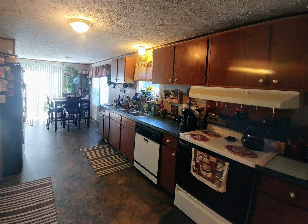 630 Duncan Ward Road Seneca, SC 29672 - Photo 8 of 26 Gallery Image 8