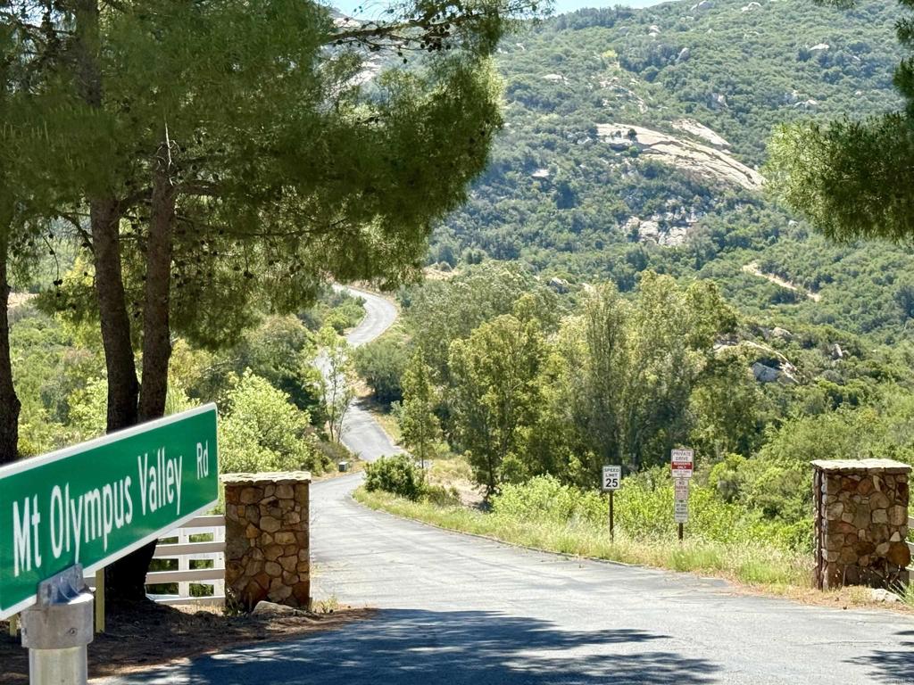 0 Mt Olympus Valley Road Fallbrook, CA 92028 - Photo 4 of 50 24 feet wide paved road