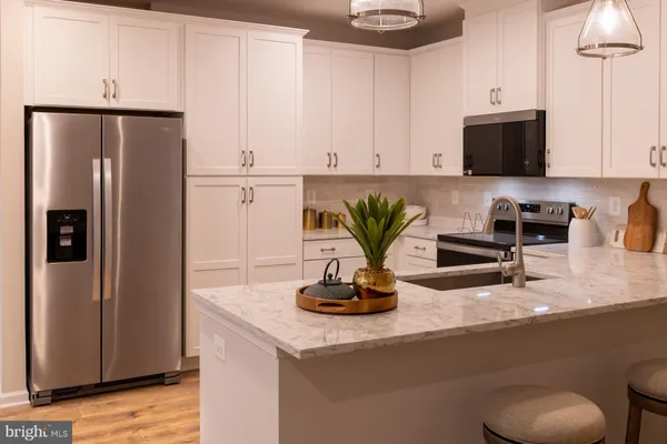 $399,990 | 13240 Petrel Street, Unit 5106, Clarksburg, MD 20871