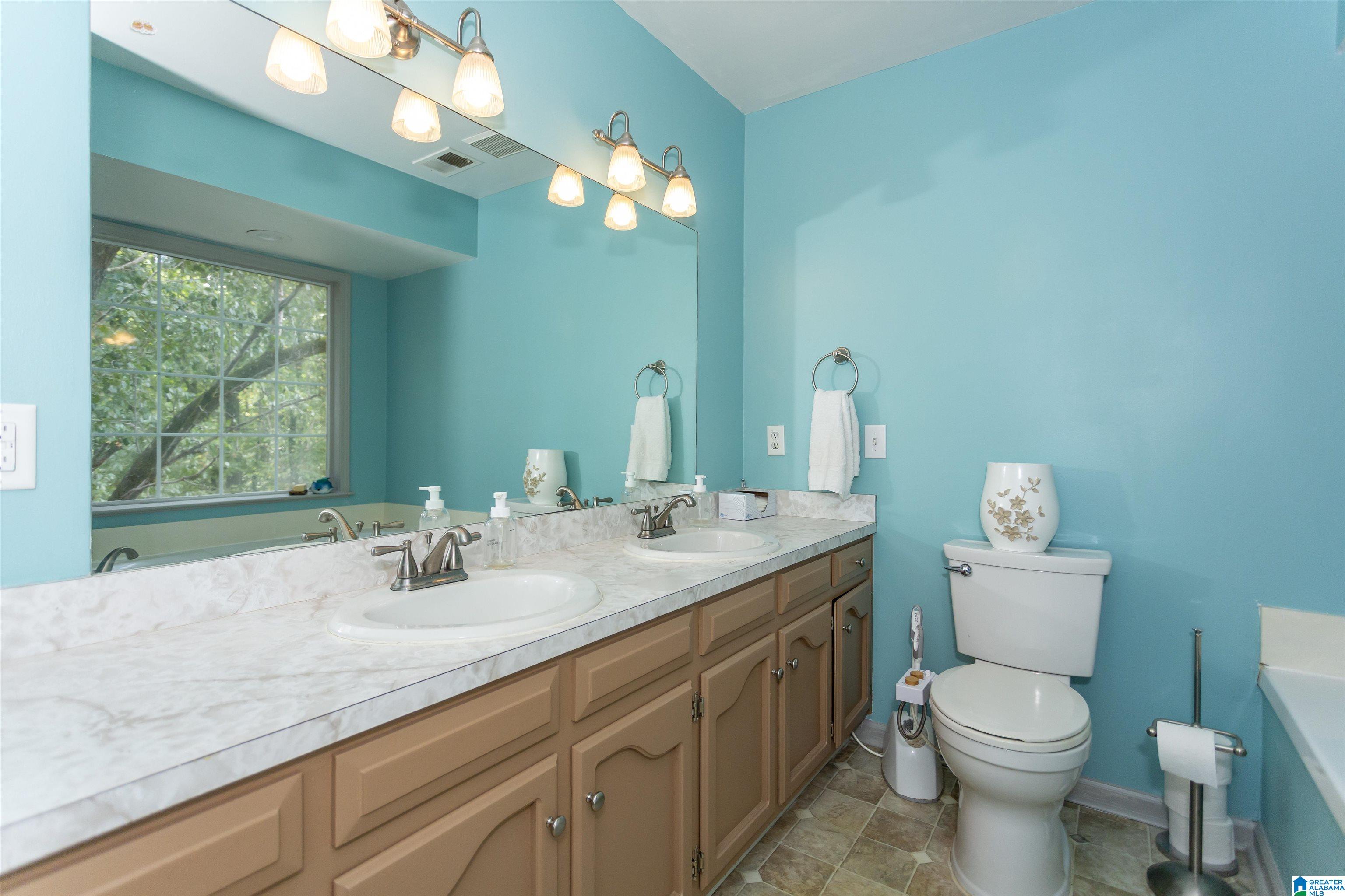 240 Greenfield Lane Alabaster, AL 35007 - Photo 29 of 59
