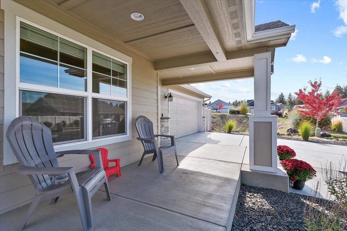 7025 South Pheasant Ridge Drive Spokane, WA 99224 - Photo 3 of 38 Gallery Image 3