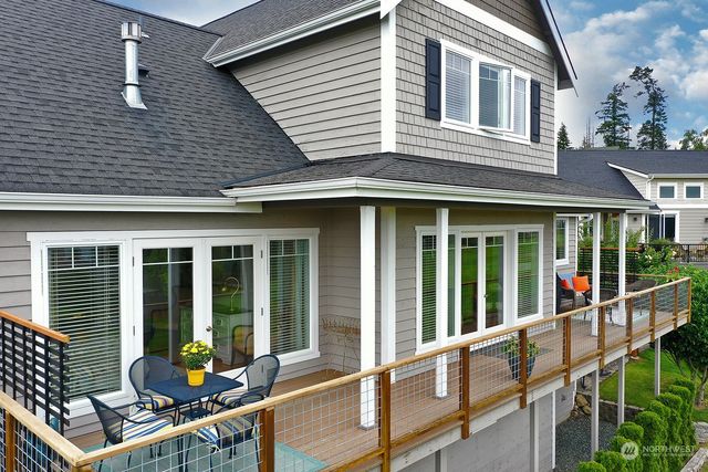 $950,000 | 1310 Greenway Place, Freeland, WA 98249