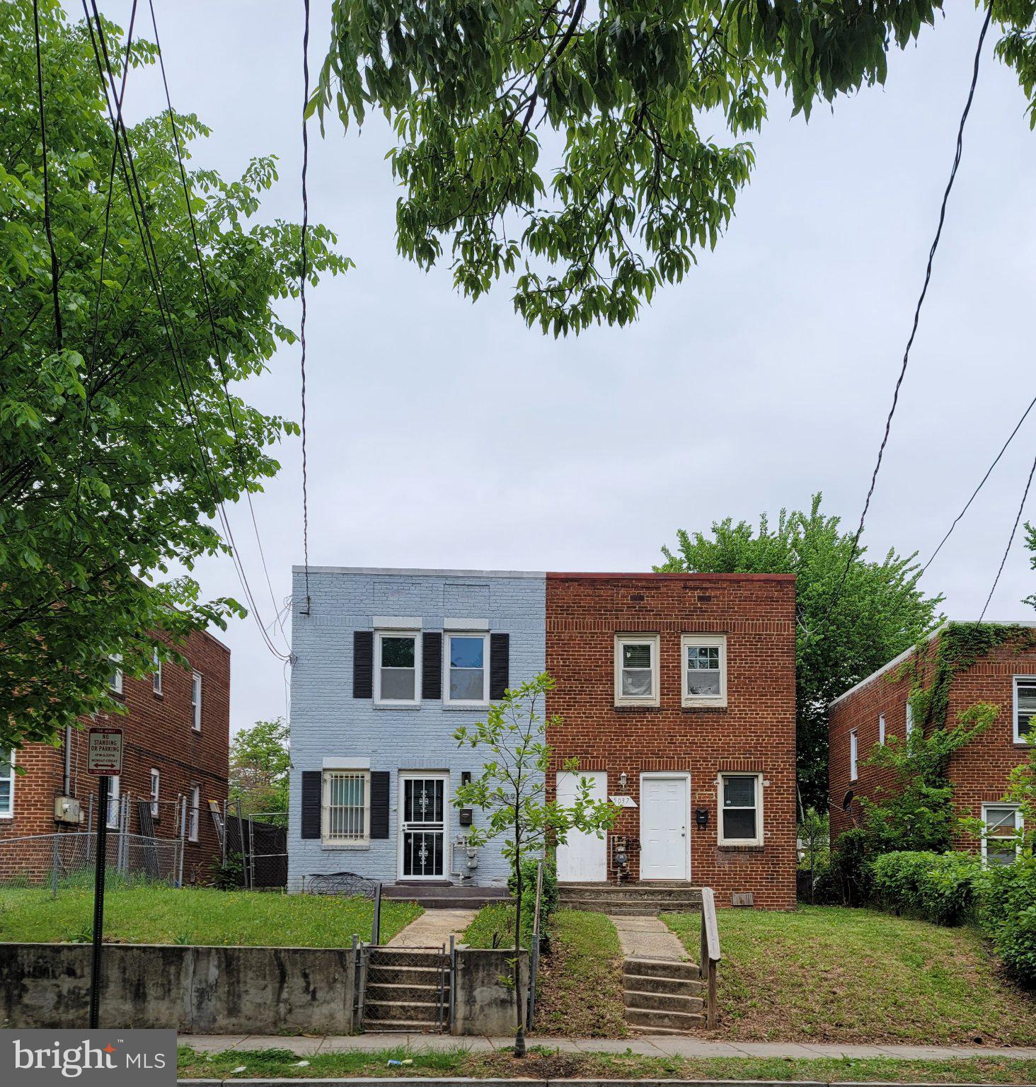 Charming duplex with vibrant appeal.
