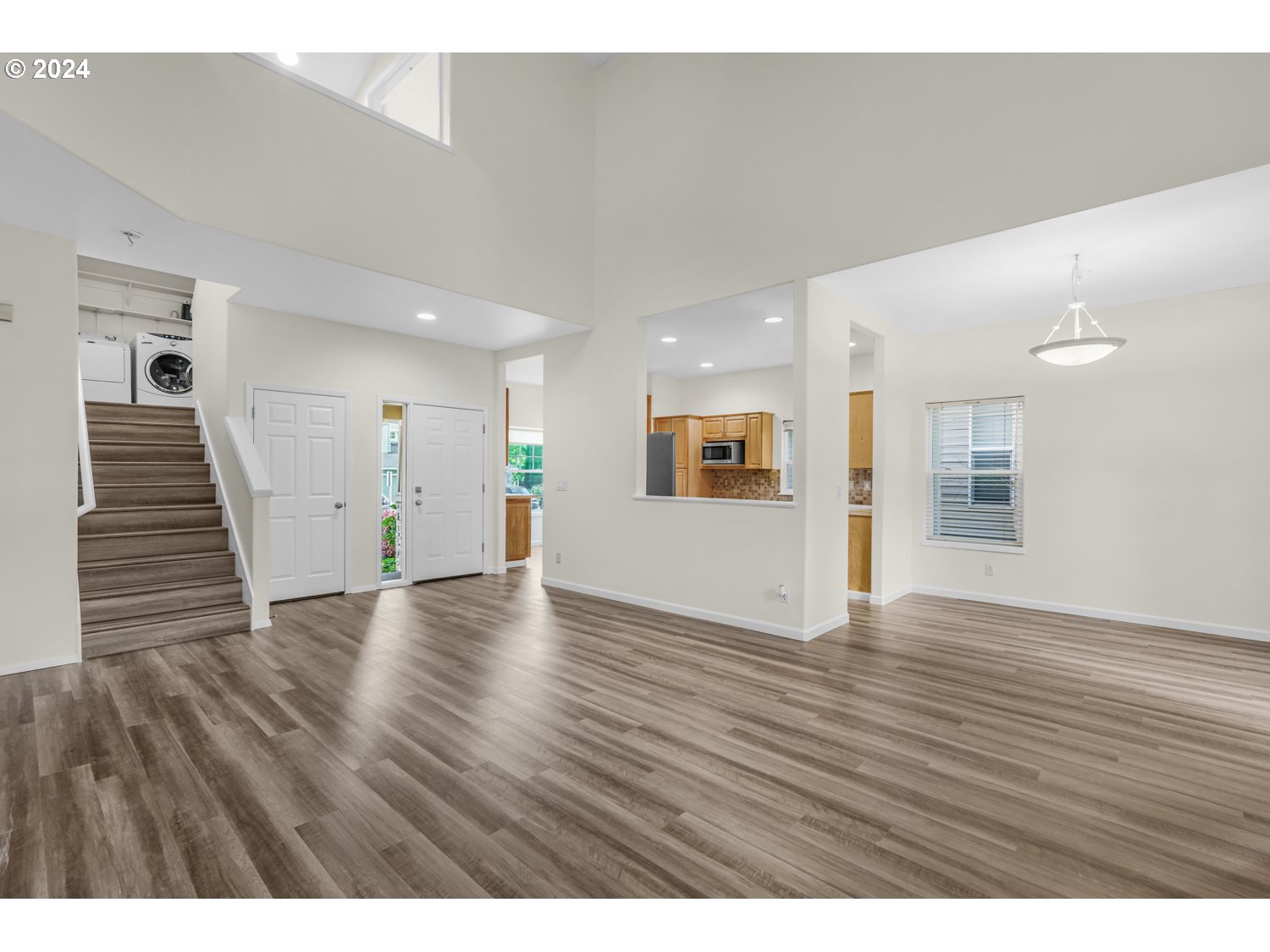 8770 Northeast Rockspring Street Hillsboro, OR 97006 - Photo 2 of 29 Gallery Image 2