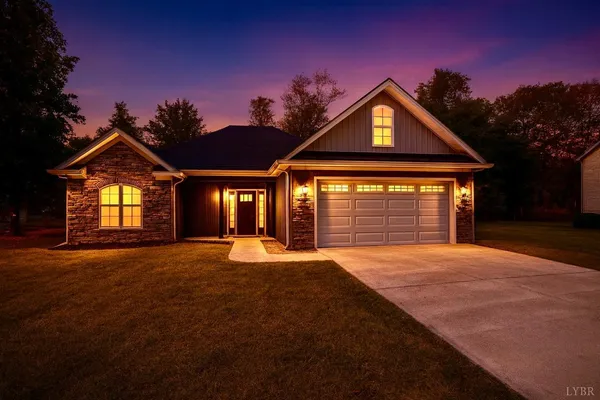 $438,999 | 1146 Macon Loop, Lynchburg, VA 24503