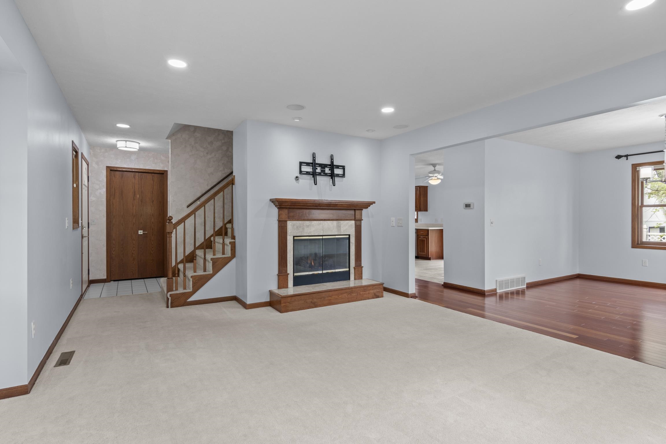 4925 Ridge Crest Road Williamsburg, MI 49690 - Photo 10 of 26 1934590-b1f46913-4ff1-460f-8a84-92ce2a32a4a7.JPG