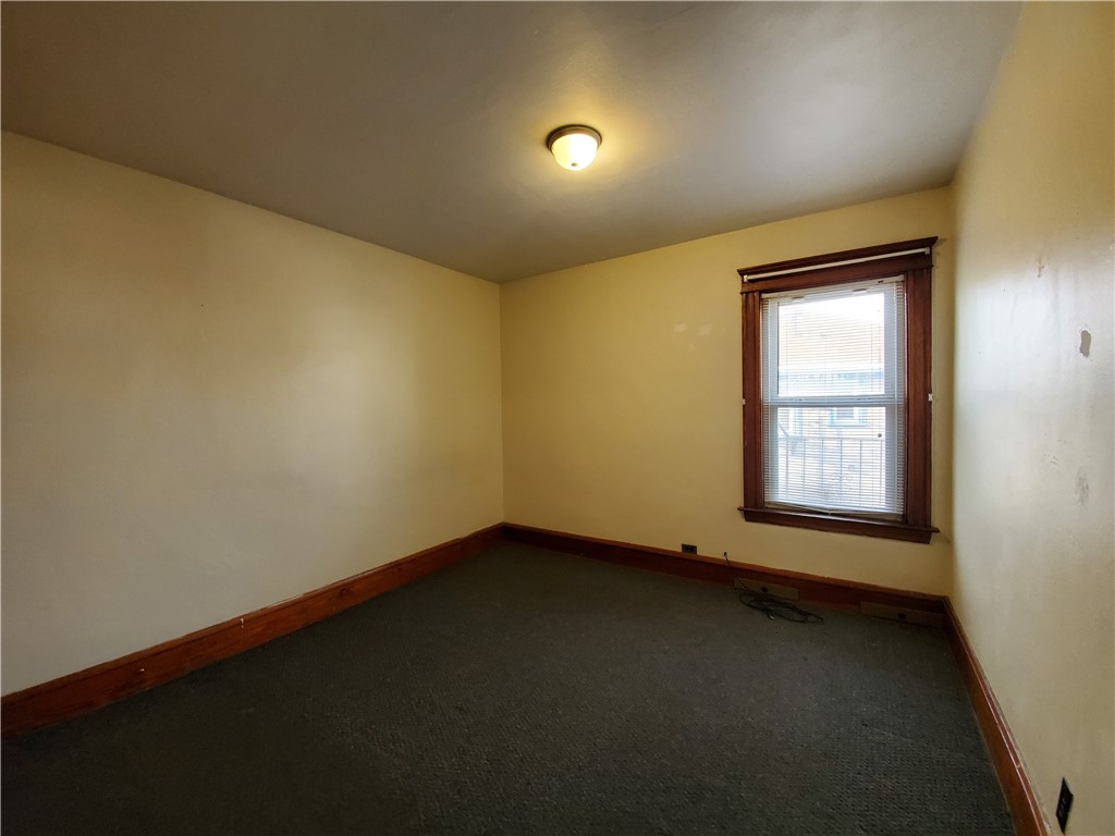 660 Elm Street Woonsocket, RI 02895 - Photo 16 of 40